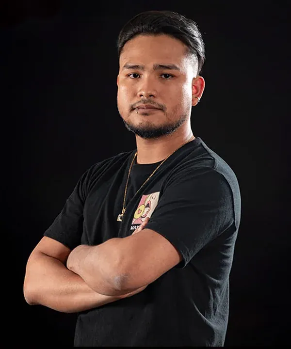 Raymond González, Fotógrafo + Diseñador gráfico de Massocial