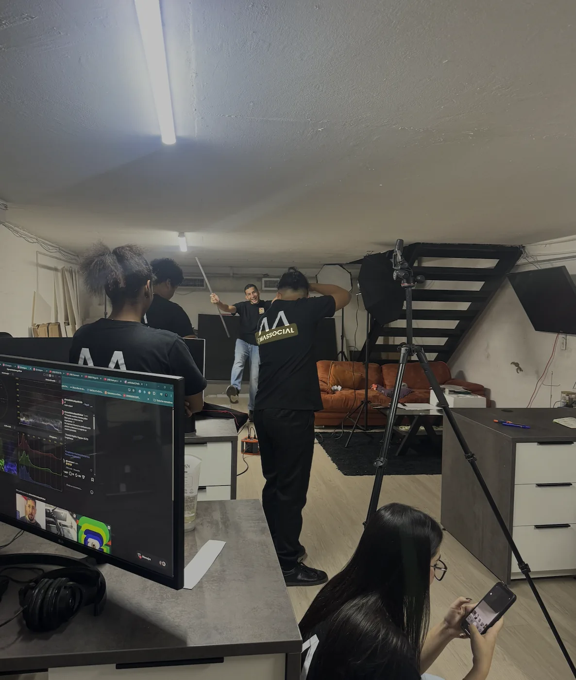 Producción de contenido en el estudio de Massocial